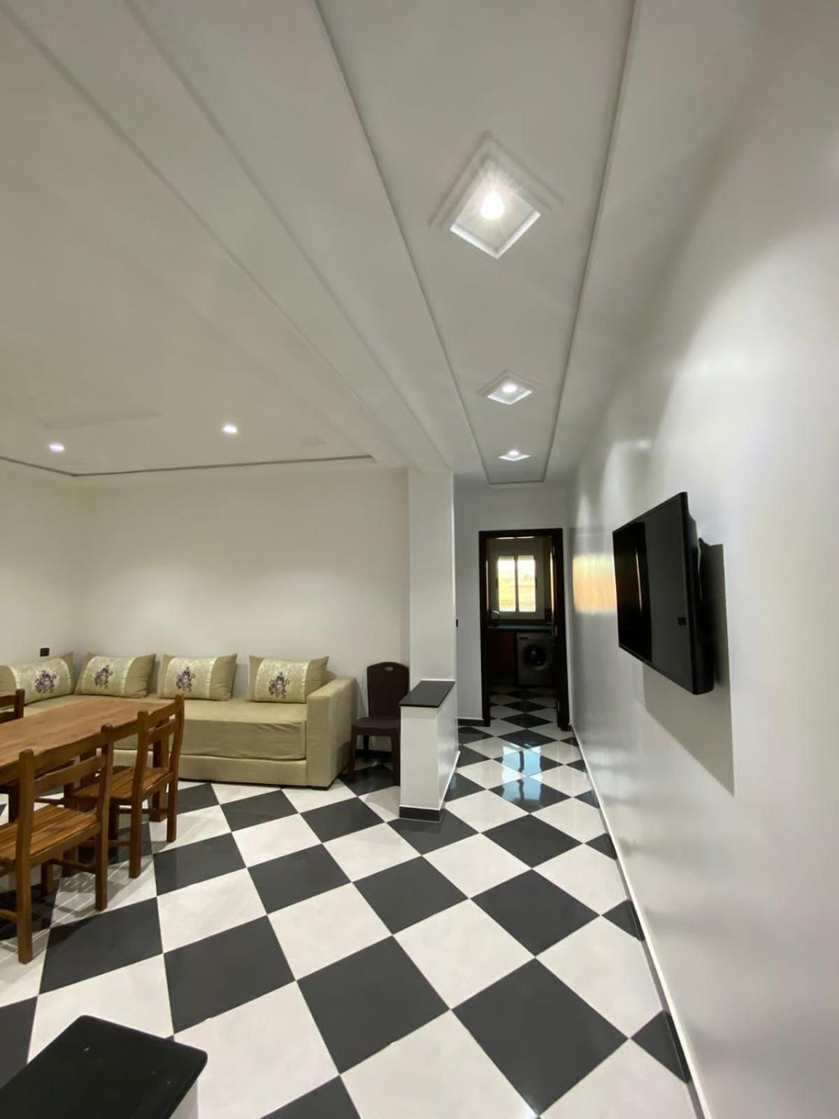Dina Apartments ฟนิเด็ค ภายนอก รูปภาพ