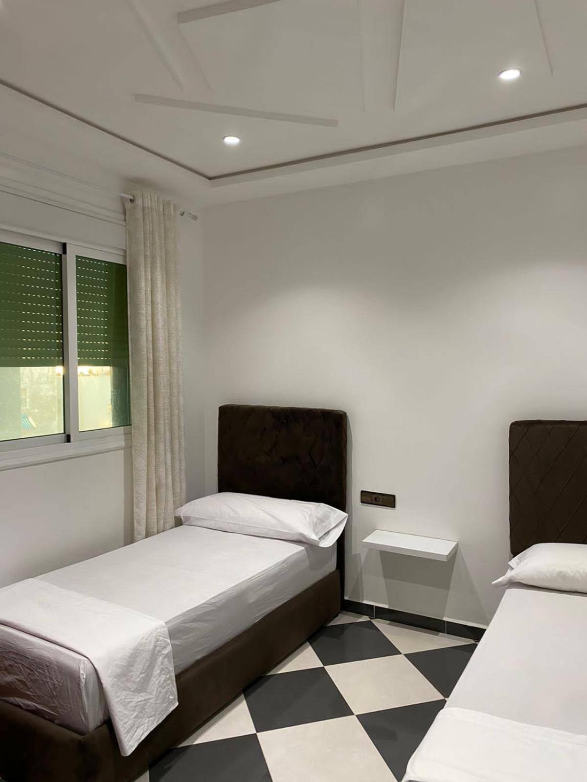 Dina Apartments ฟนิเด็ค ภายนอก รูปภาพ