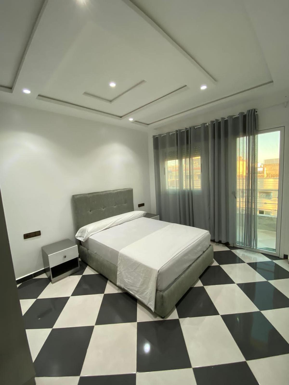 Dina Apartments ฟนิเด็ค ภายนอก รูปภาพ