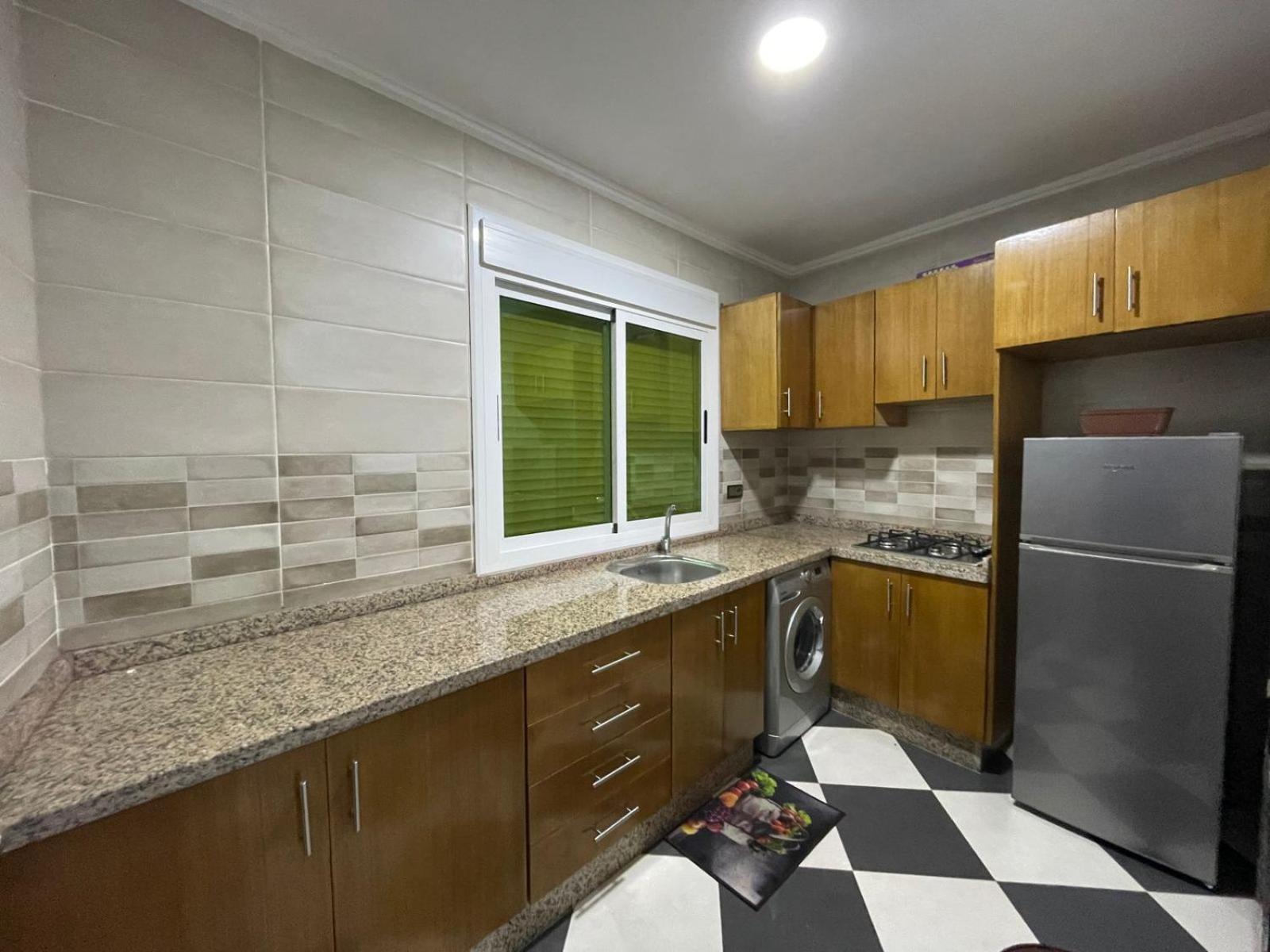 Dina Apartments ฟนิเด็ค ภายนอก รูปภาพ